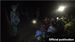 ခ်င္းမိုင္ျပည္နယ္ဖန္ၿမိဳနယ္ သစ္ေတာထဲမွာ ၁၀ လပိုင္း၊ ၁၂ရက္ညက ဖမ္းဆီးခံရတဲ့ျမန္မာႏိုင္ငံသားမ်ား (ထိုင္းနယ္ျခားေစာင့္တပ္)