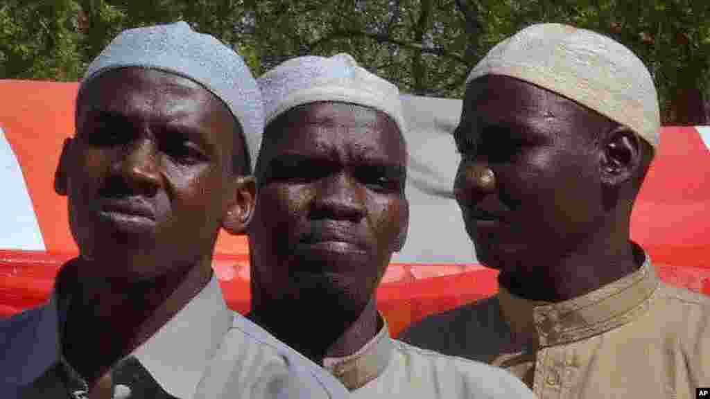 Rundunar sojojin Najeriya ta saki mutane 180 wadanda ta tsare har na tsawon shekaru 2 bisa zargin cewa 'yan kungiyar Boko Haram ne. Wadanda aka sako litinin a Maiduguri, babban birnin jihar Borno, sun hada da mazaje da mata dauke da jarirai da yara kanana.