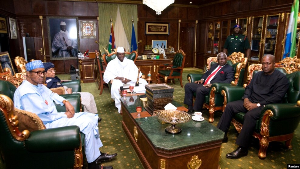 Le président sortant gambien Yahay Jammeh lors d’une audience avec ses homologues chefs d’Etat d’Afrique de l’ouest, à Banjul, Gambie, 13 décembre 2016.