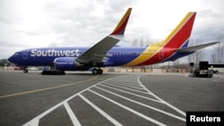 Boeing 737 MAX 8 yang diproduksi untuk Southwest Airlines tampak saat Boeing merayakan produksi pesawat Boeing 737 yang ke-10.000 di Renton, Washington, AS, 13 Maret 2018 (foto: Reuters/Jason Redmond)