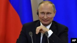 El presidente ruso, Vladimir Putin, dice que está dispuesto a compartir datos de reunión Trump-Lavrov con el Congreso de EE.UU.