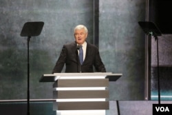Former House Speaker Newt Gingrich delivers a speech at the Republican National Convention in Cleveland, Ohio on July 20, 2016. (Photo: A. Shaker / VOA)