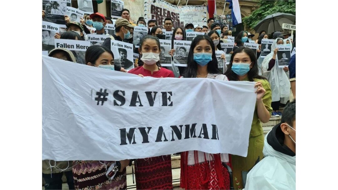 Dân Myanmar: 'Hãy Cứu Myanmar'