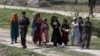 HRW: Afg'on maktablari harbiy maqsadda ishlatilmasin