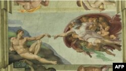 Bức vẽ trên trần “The Creation of Adam” của Michelangelo