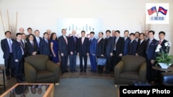 Cambodia's Commerce Minister SUN Chanthol leads a Cambodian business delegates to have a Work Discussion with Dr. Robert M. Pepper, Vice President for Global Technology Policy Program of CISCO Corporation (Courtesy Photo: Ministry of Commerce)