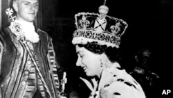 En fotos: la vida de la reina Isabel II de Gran Bretaña