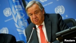 Sekretaris Jenderal PBB Antonio Guterres berbicara di sebuah konferensi pers menjelang Sidang Umum PBB ke 72 di markas besar PBB di New York, 13 September 2017.