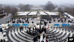 Pripreme za vojnu paradu u okviru predsedničke inauguracije na Kapitol Hilu. 