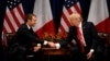 Mengapa Globalis Macron Bersahabat dengan Trump yang Nasionalis 