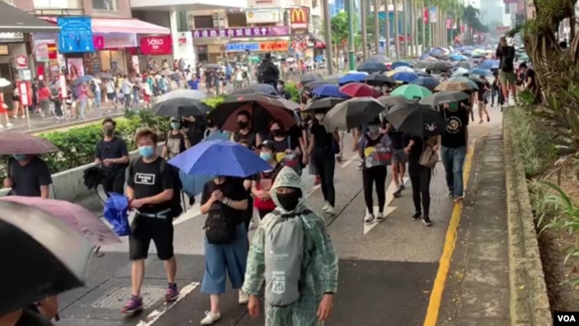 香港九龙星期六(10/12/2019)爆反紧急法游行。