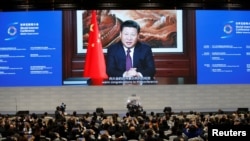 中國國家主席習近平在浙江烏鎮舉行的第三屆世界互聯網大會開幕式上講話。 (2016年11月16日)