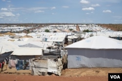 Rows of tents house nearly 30,000 Nuer citizens at a UN camp in Juba, South Sudan, on April 15, 2016. (VOA/J. Patinkin)