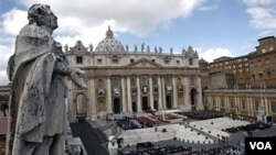 Los manifestantes no fueron autorizados a ingresar a la Plaza de San Pedro para reclamar a la iglesia católica más acciones contra el abuso sexual infantil.