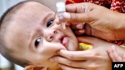 Sốt bại liệt hiện nay vẫn còn là căn bệnh hoành hành ở Afghanistan, Pakistan, Ấn Ðộ và Nigeria