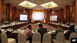A general view of the third international workshop on the South China Sea, Hanoi, November 4, 2011.