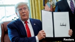 特朗普总统签署行政令对伊朗实施新制裁（2019年6月24日）