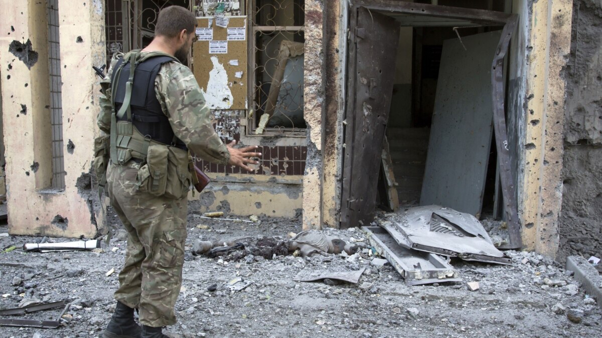 Some Ukrainian Rebels Vent Frustration with Putin