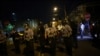 Policajci ispred policijske stanice u Filadelfiji 