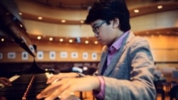 Indonesian Pianist, 12, 'Wows' Jazz World