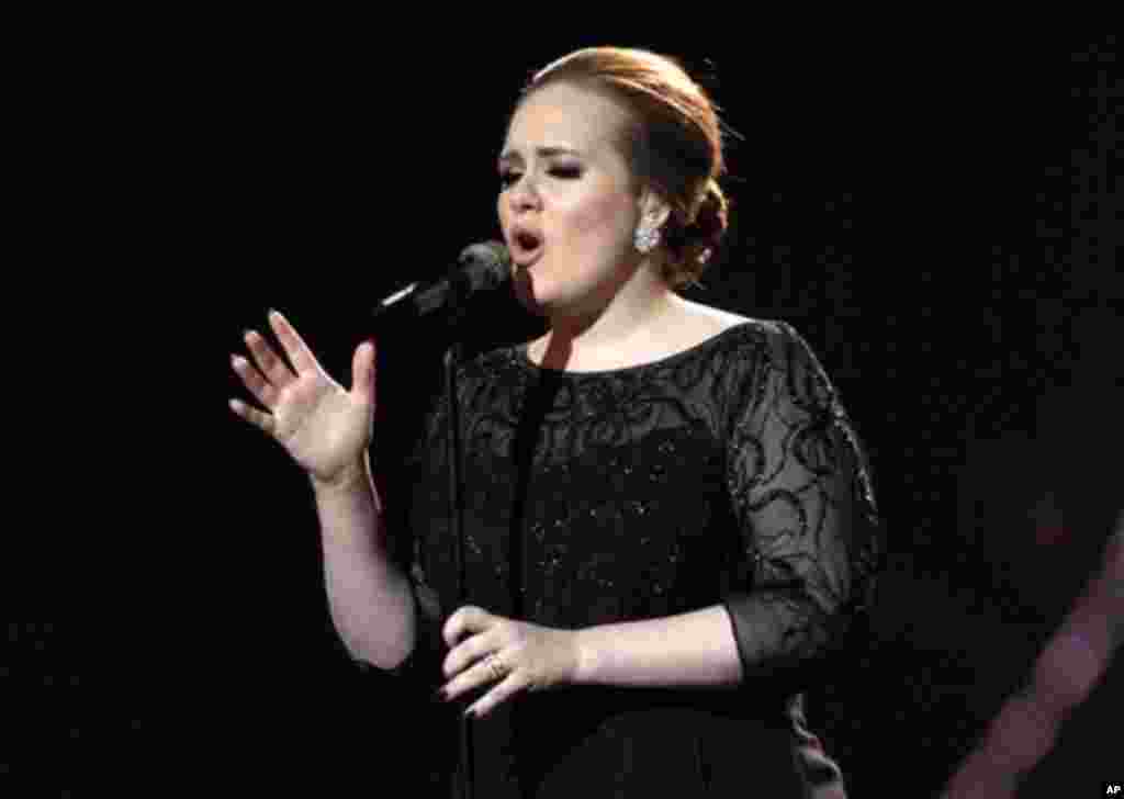 Adele, sur scène à Londres (archives)