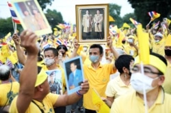Tuần hành ủng hộ Quốc vương Thái Lan ngày 27/10/2020.