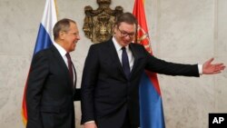 Predsednik Srbije Aleksandar Vučić, desno, sa ruskim ministrom inostranih poslova Sergejom Lavrovom u Beogradu, Srbija, 21. februara 2018.