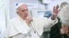 Paus Fransiskus Pertanyakan Keyakinan Trump