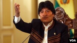 Morales ganó las elecciones de 2006 con 54% de votos a favor, y fue reelecto a fines de 2009 con el 64%,