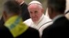 Le pape François est "bouleversé" par les attentats de Paris