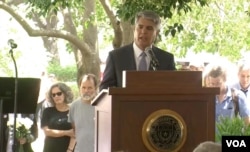 University of Texas Austin President Gregory Fenves. (G. Flakus/VOA)