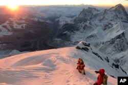 Nepal Everest Avalanche