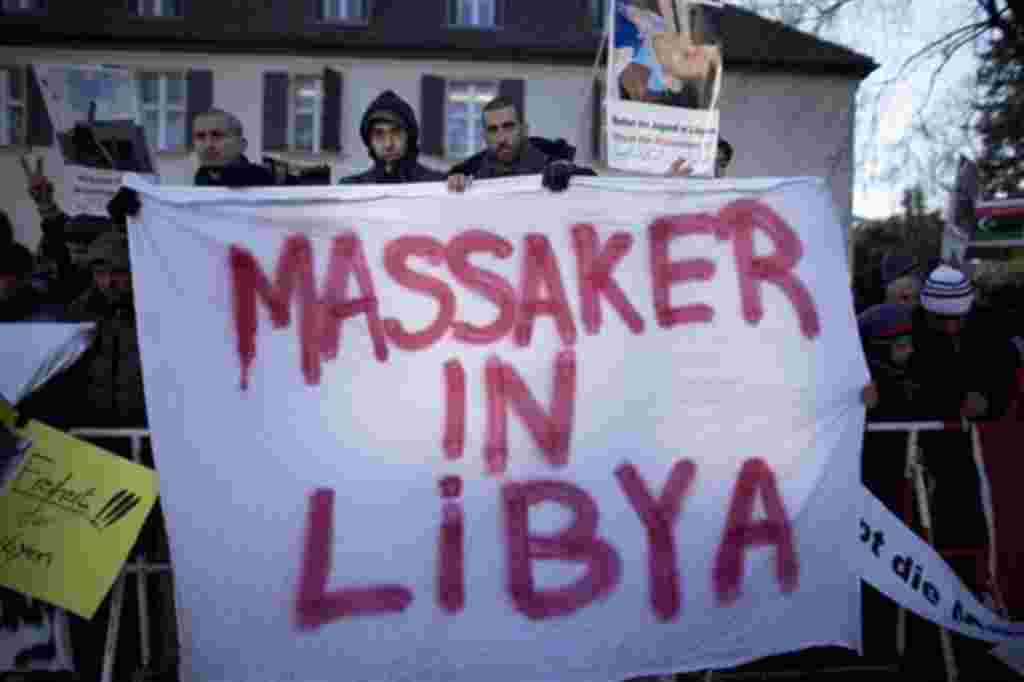 Manifestaciones de apoyo en Berlin, pidiendo la salida del líder libio Moammar Gadafi.