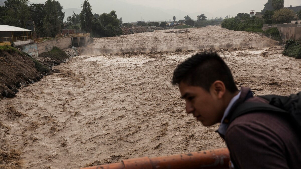 Dozen Die in New Round of Peru Flooding