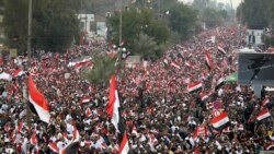Hiljade pristalica radikalnog šiitskog sveštenika Muktade al-Sadra na protestu u Bagdadu 24. januara 2020. zahtevale su da američki vojnici napuste Irak.