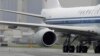 El avión, un Boeing 767, tenía previsto despegar con destino a la capital venezolana pero una de sus turbinas se incendió.