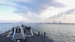 资料照片：美国海军"基德号"导弹驱逐舰抵达印度海岸,准备参加2017年“马拉巴尔”美印日三边海军演习。