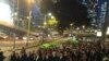 香港数千法律人黑衣游行抗释法默哀三分钟