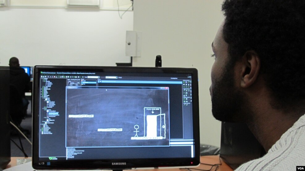 Students studying Game Design at Wits University, Johannesburg, May 27, 2014. (Gillian Parker/VOA)