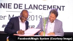 Signature du partenariat pour promouvoir des valeurs de paix et de bonne gouvernance en Côte d'Ivoire à Abidjan, le 2 mars 2019. (Facebook/Magic System)