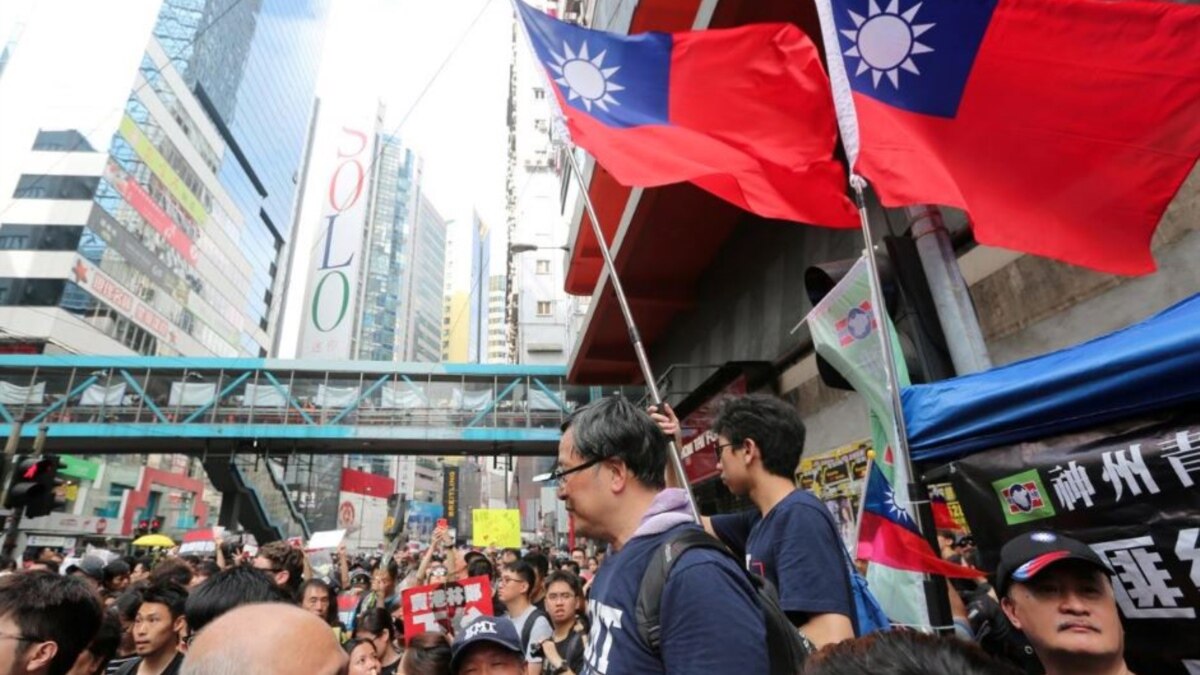 Some Hong Kong People Flee To Taiwan Seeking Democracy