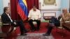 Venezuela: Gobierno libera a cinco presos políticos