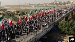 Foto de la agencia iraní Mehr News muestra a manifestantes de una marcha pro-gobierno en Ahvaz, en el suroccidente de Irán. Enero 3, 2017.