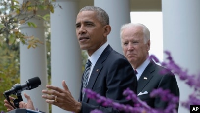 Obama surprises, thanks WH press secretary Josh Earnest during