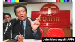 Presiden PT Timor Distributor Nasional (TDN) Sumotro Surachmad pada 11 April 1997 mengatakan, sekitar 12.000 sedan Timor, yang disebut "Mobil Nasional", yang diimpor dari Korea Selatan, telah terjual sejak Oktober. (Foto: AFP/John Macdougall)