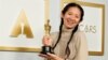 Chloé Zhao Ta Kafa Tarihi A Bikin Ba Da Lambar Yabo Na Oscar