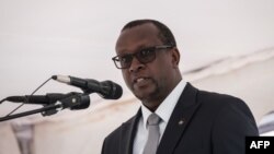 Jean Damascene Bizimana uyoboye Ministeri y’Ubumwe bw’Abanyarwanda n’Inshingano Mboneragihugu. Ni yo yasimbuye inzego 4 zakuweho n'abadepite