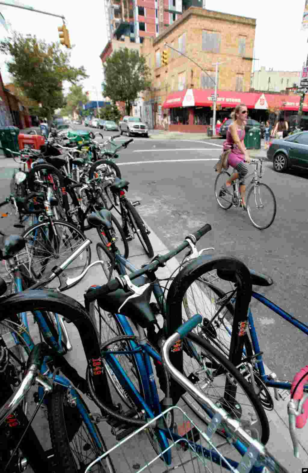 Williamsburg es uno de los barrios m&aacute;s informales y &uacute;nicos de la ciudad de Nueva York, adem&aacute;s de uno de los m&aacute;s ecol&oacute;gicos.