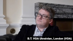 «Я не думаю, що там дійде до якоїсь катастрофи. Скоріше, я бачу ситуацію, як поступовий розпад, авторитаризм у версії «Брежнєв 2.0» – Ґалеотті.