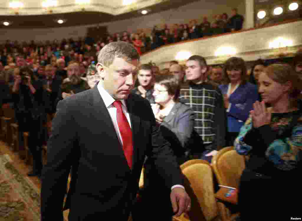 Ватажок ДНР прибув на інавгурацію за результатами виборів. 